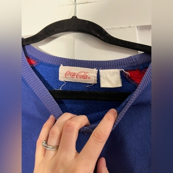 Rare Vintage Retro Coca-Cola Red and Blue Logo Crewneck Sweatshirt Medium - Picture 5 of 9